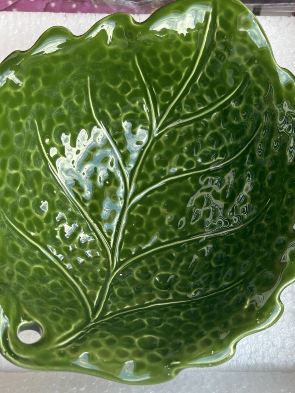 Strawberry Leaf Bowl Green
